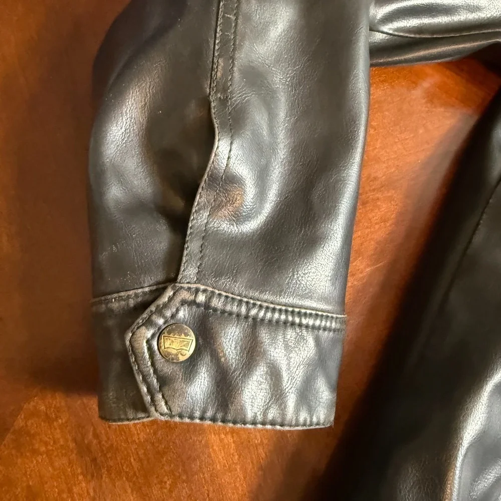 Levis Jacket Mens Faux Leather Moto Biker Sherpa Lined‎ Hooded Black L read